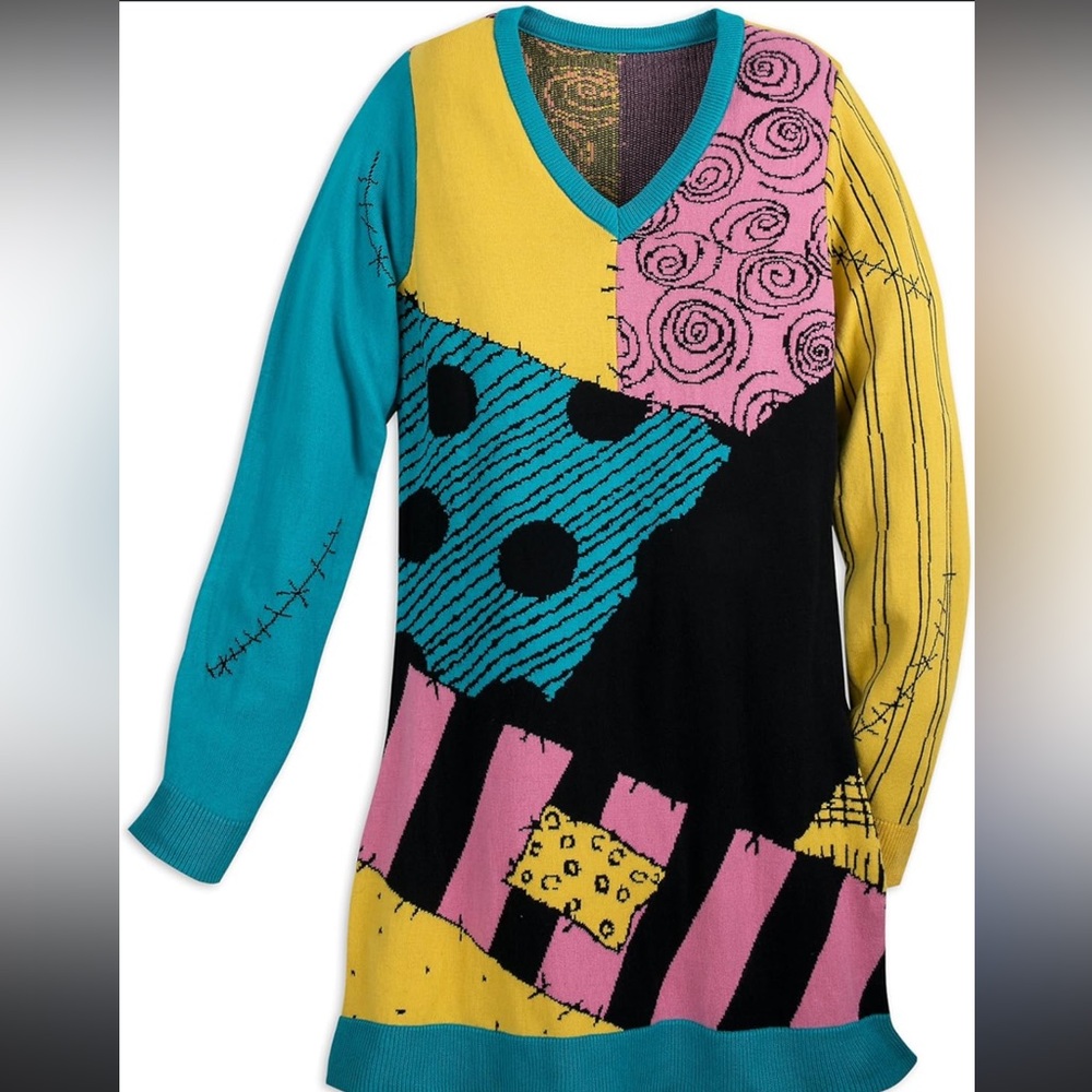 💥SOLD💥 Disney Multicolor Knit Sweater